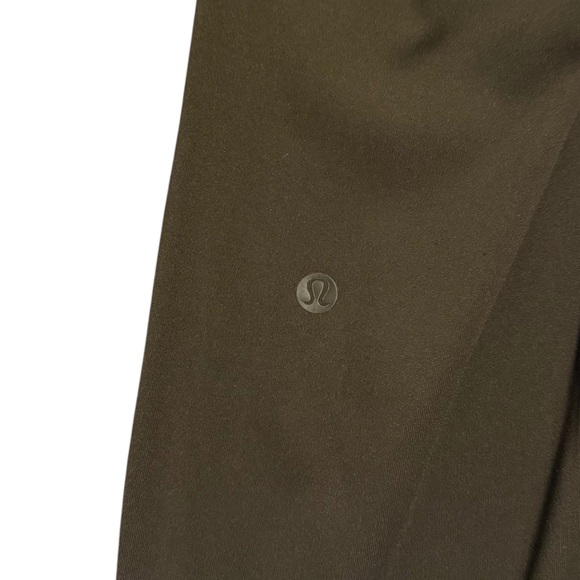Lululemon | On The Fly Pant Dark Olive Size 4 - Picture 11 of 16
